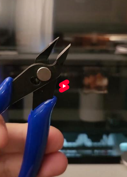 Bambu AMS Filament Won’t Feed? Try This Simple Fix! ✂️ | #shorts